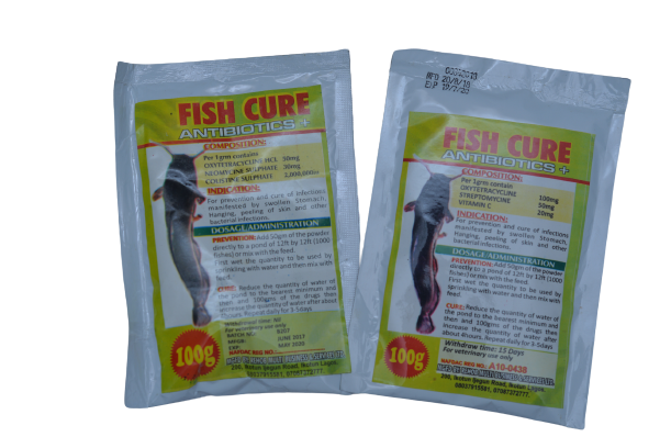 High-quality Skretting dry fish feed for optimal fish growth and health.